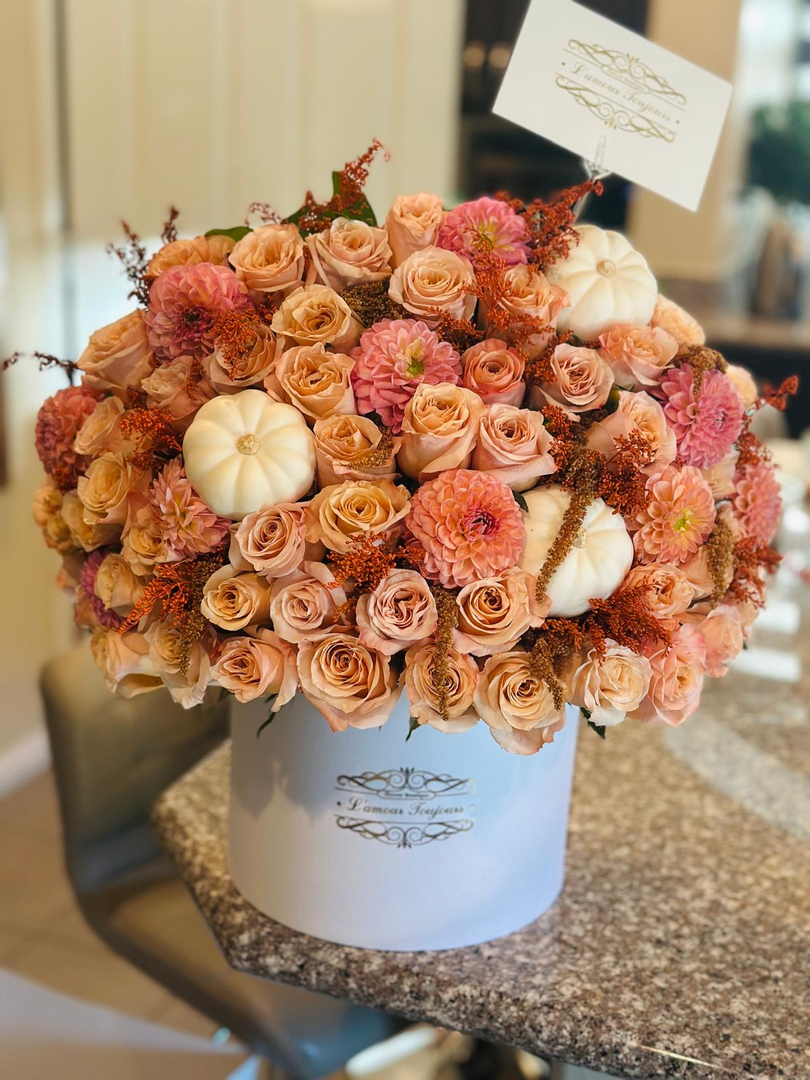 L'amour Toujours Flower Boutique Image