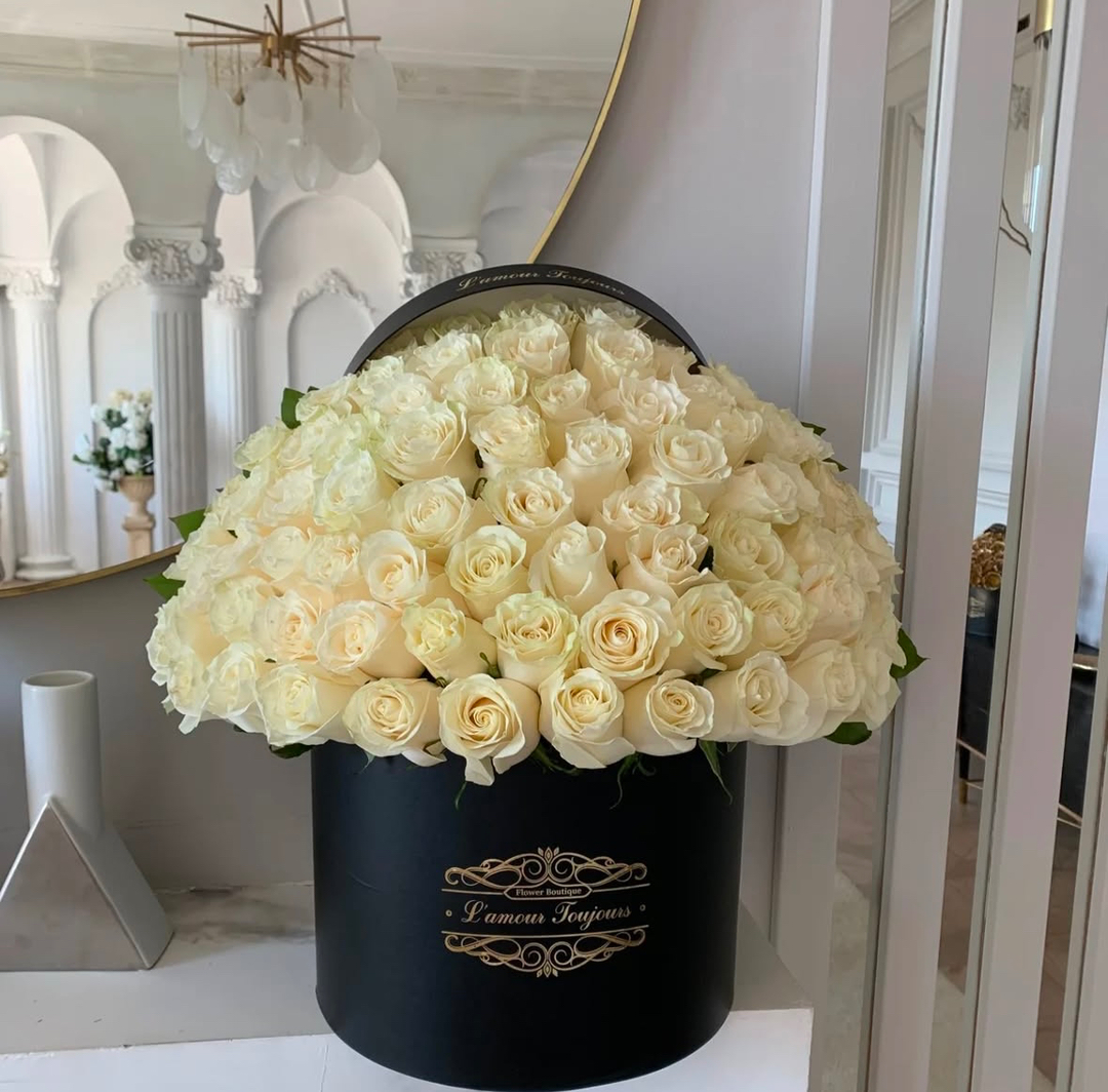 L'amour Toujours Flower Boutique Image