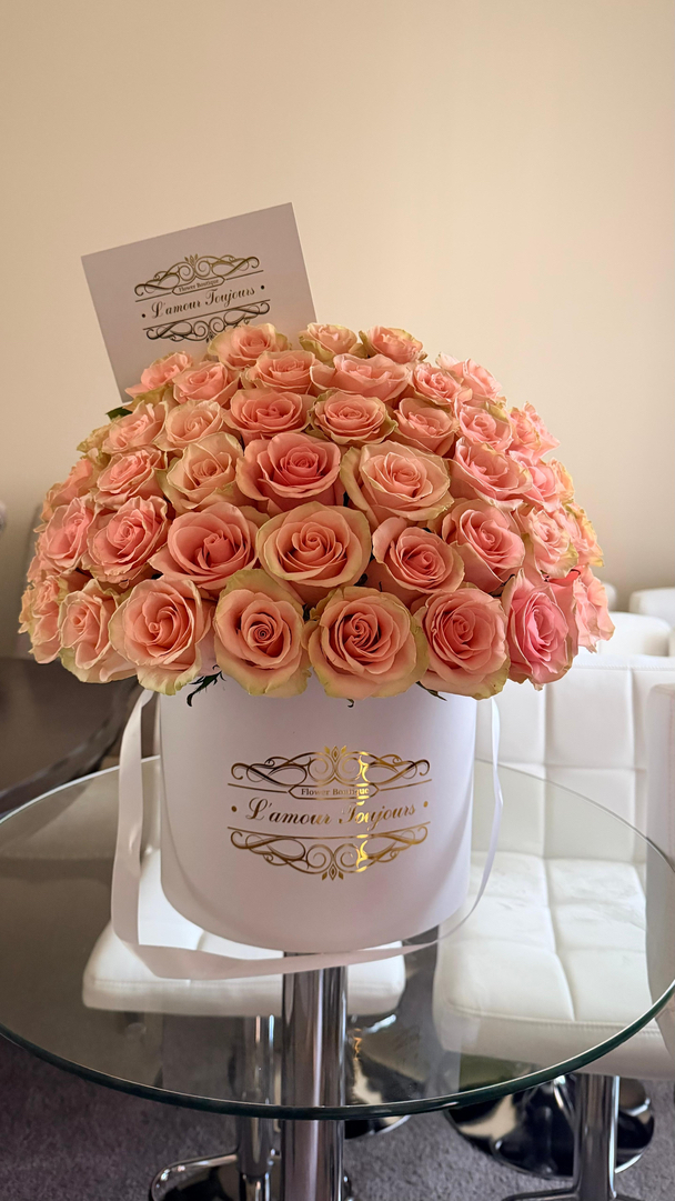 L'amour Toujours Flower Boutique Image