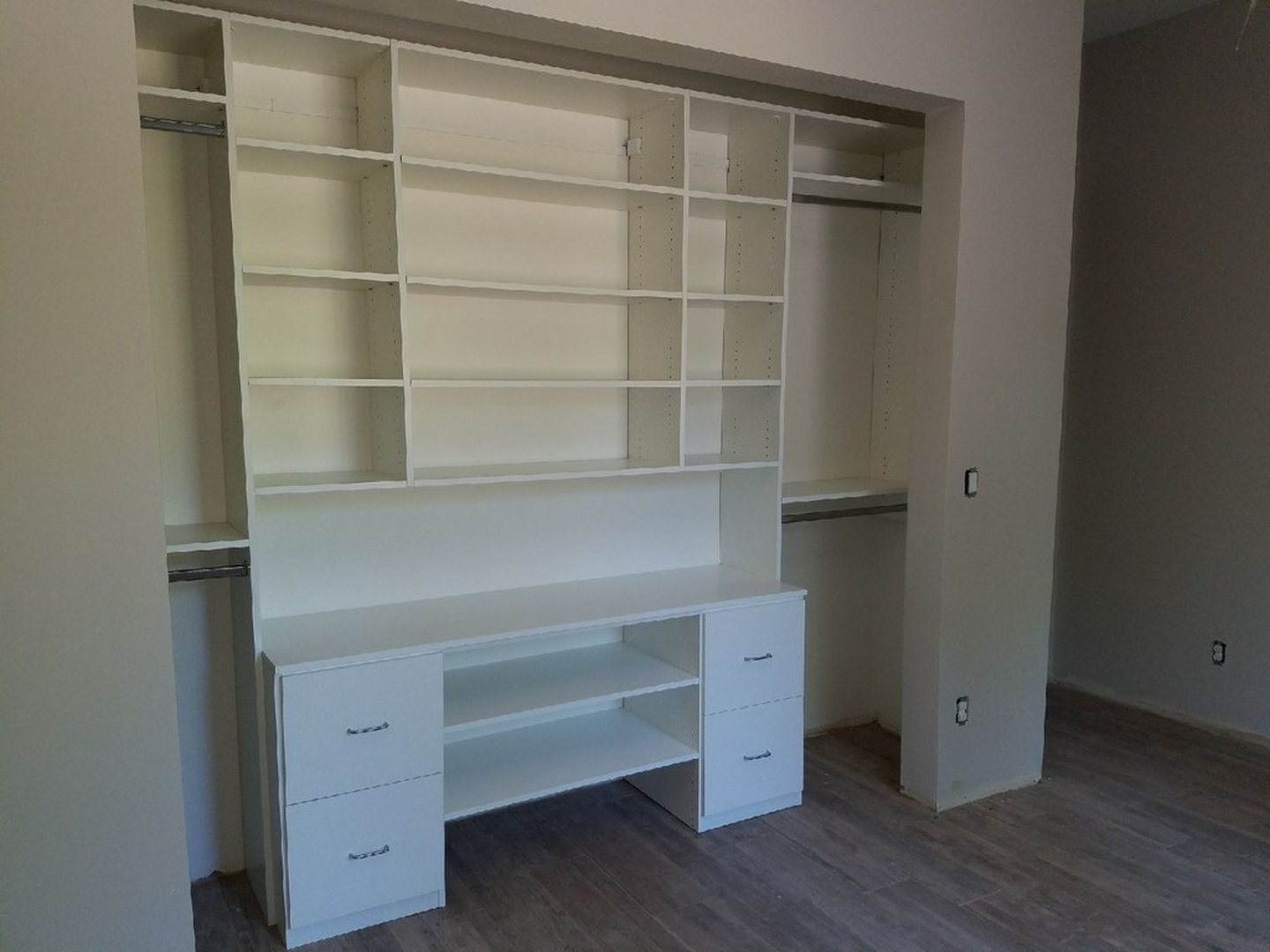 Triton Garage & Closet Systems Image