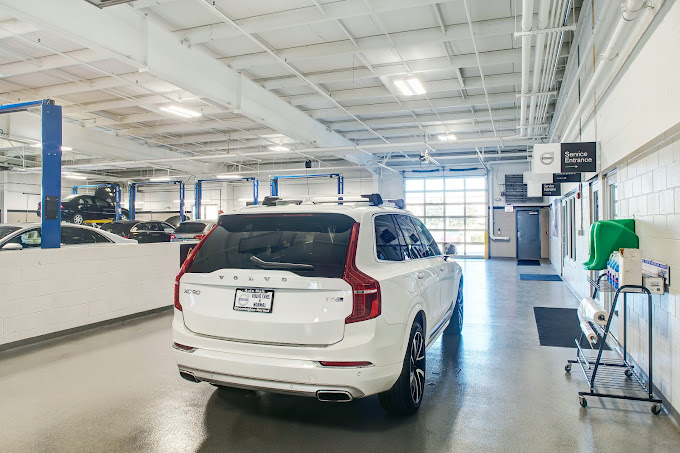 Lincoln of Normal  Service Image