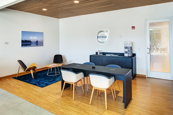 Lincoln of Normal  Service Image