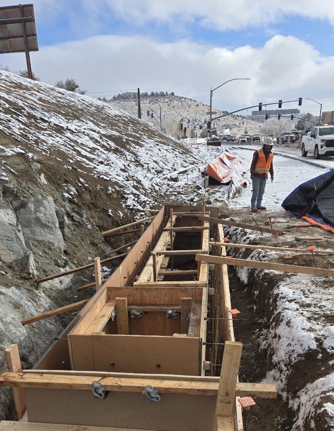 Molina Contracting Inc Image