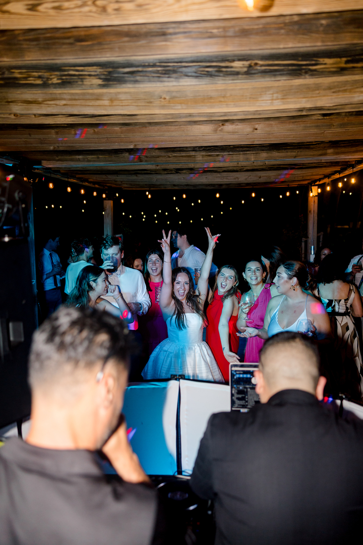 Mix DJs Entertainment Image