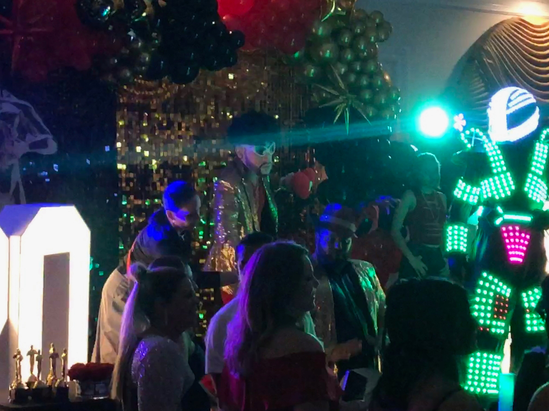 Mix DJs Entertainment Image