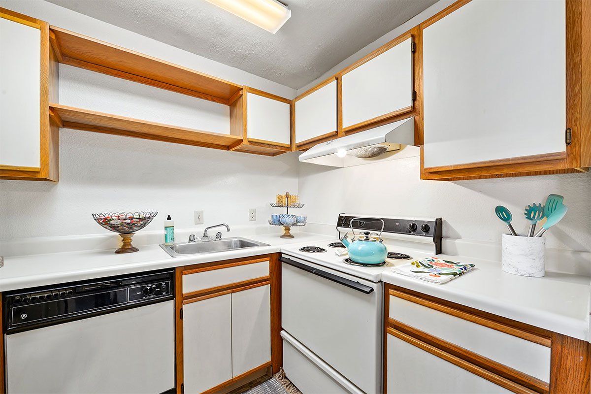 Village 1 Apartments - Lawrence, KS