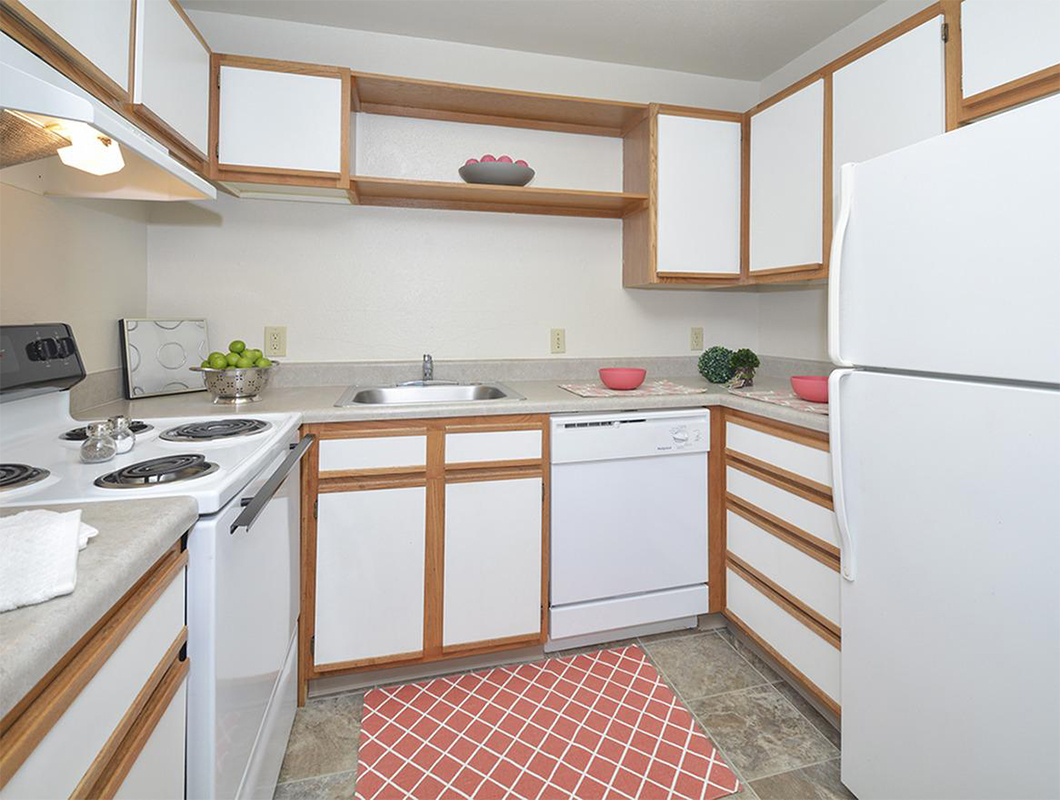 Village 1 Apartments - Lawrence, KS
