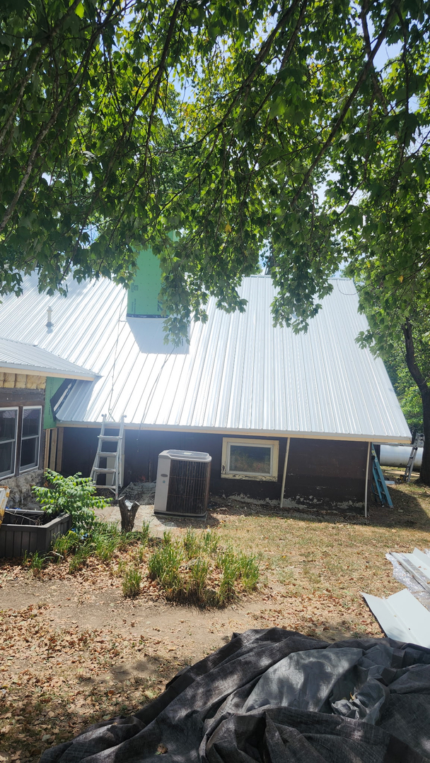 Heritage Roofing & Repair Image