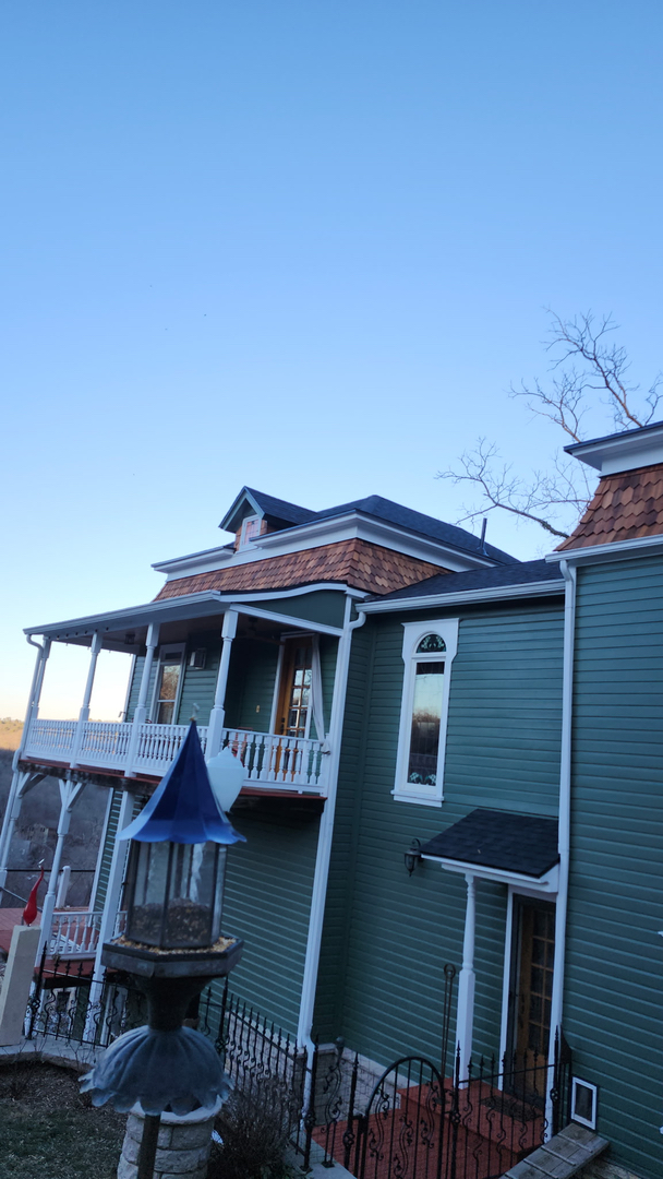 Heritage Roofing & Repair Image