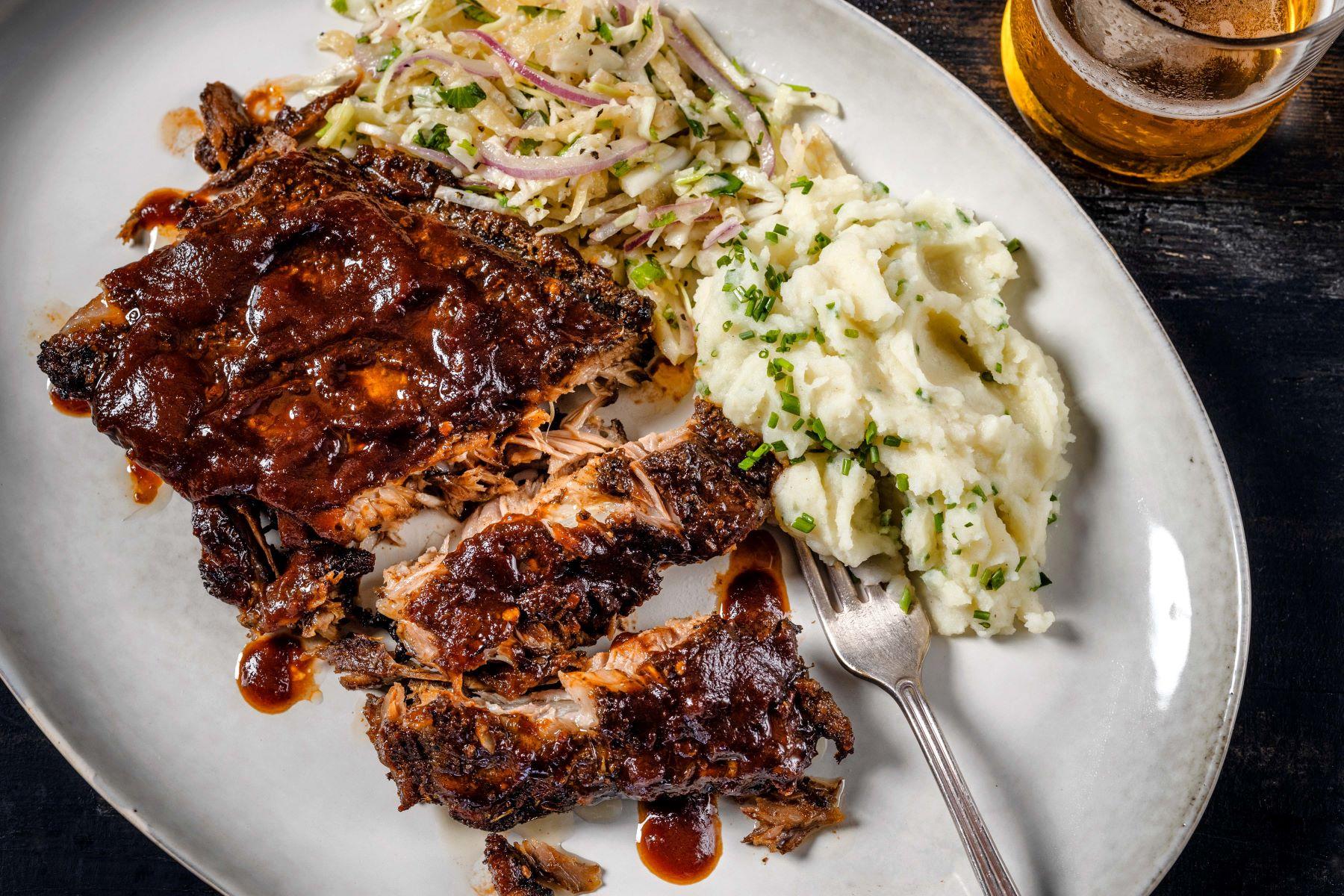 Tommy Bahama Restaurant, Bar & Store Image