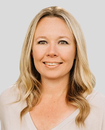 Amber Docken at CrossCountry Mortgage Image