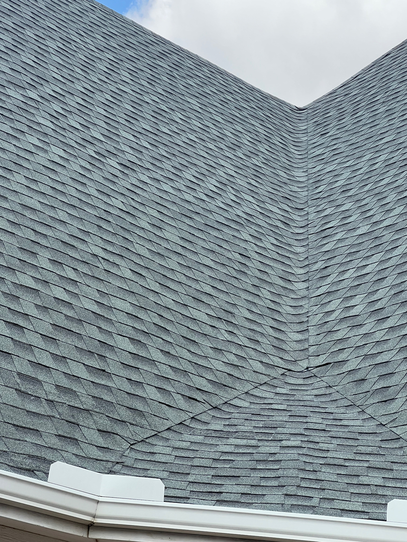 RD Howard Roofing Image