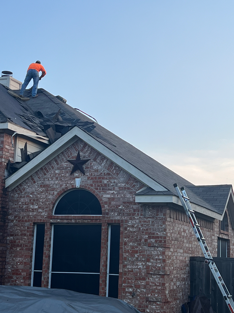 RD Howard Roofing Image