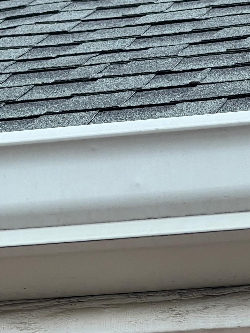 RD Howard Roofing Image