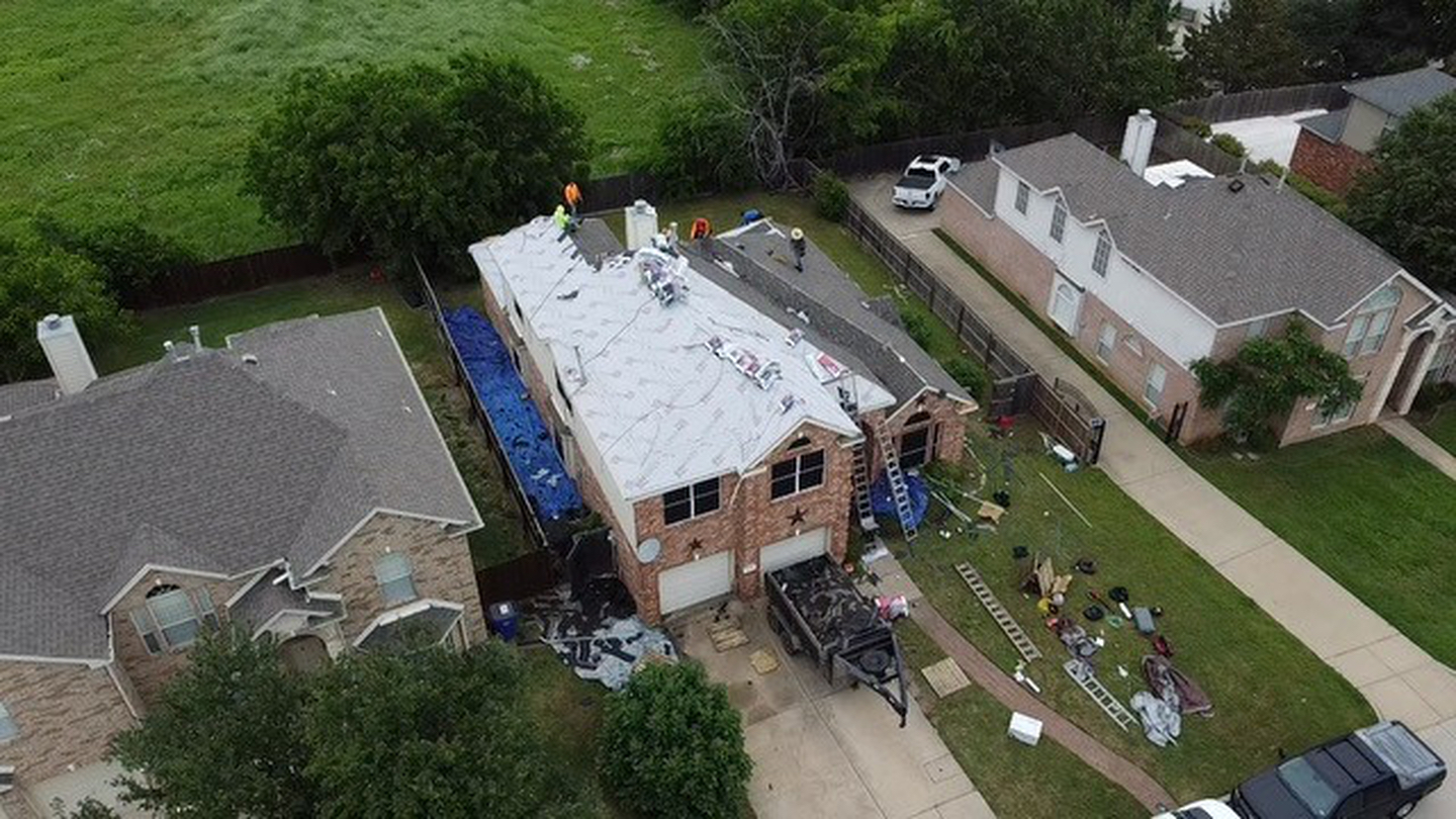 RD Howard Roofing Image