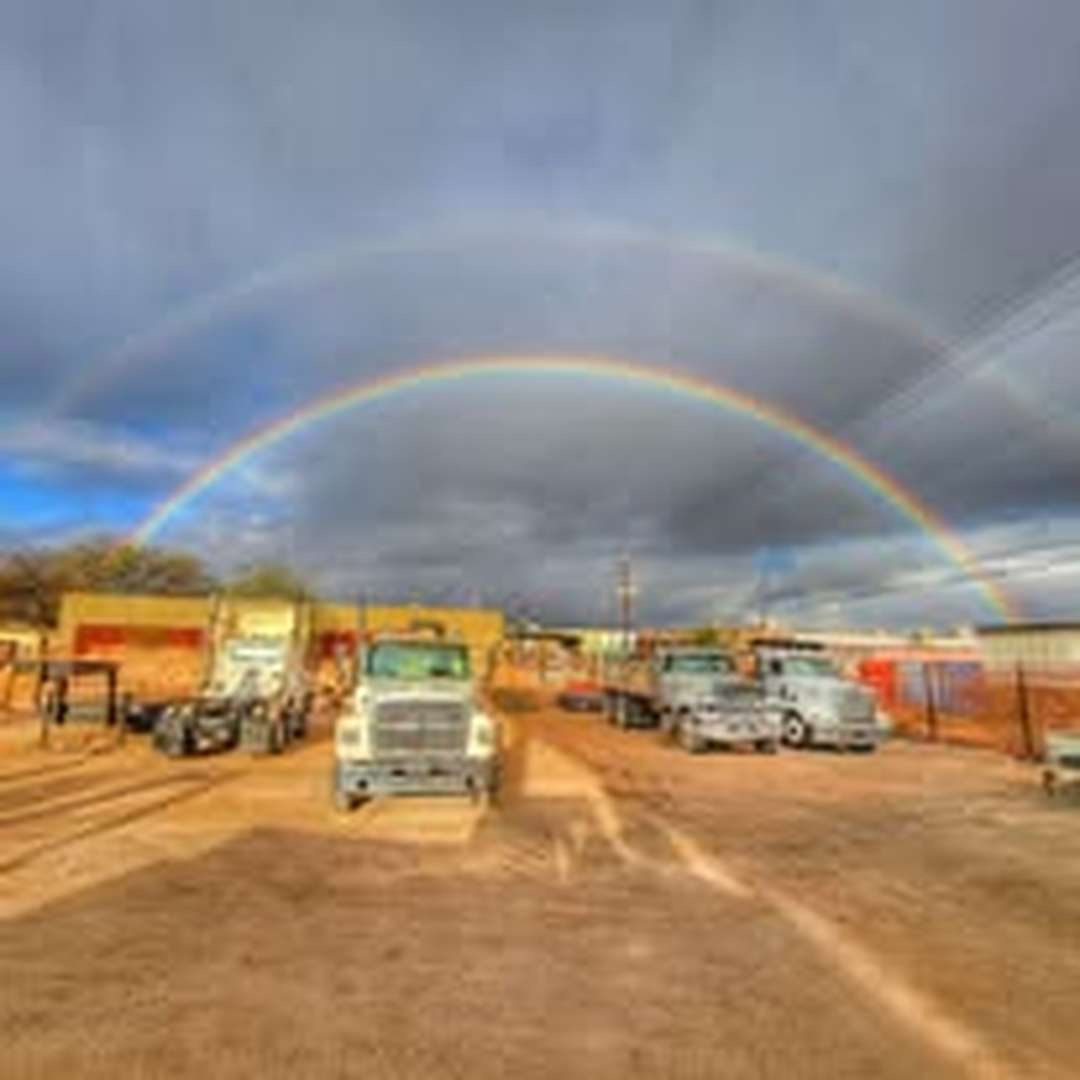 Busy D Pumping Image