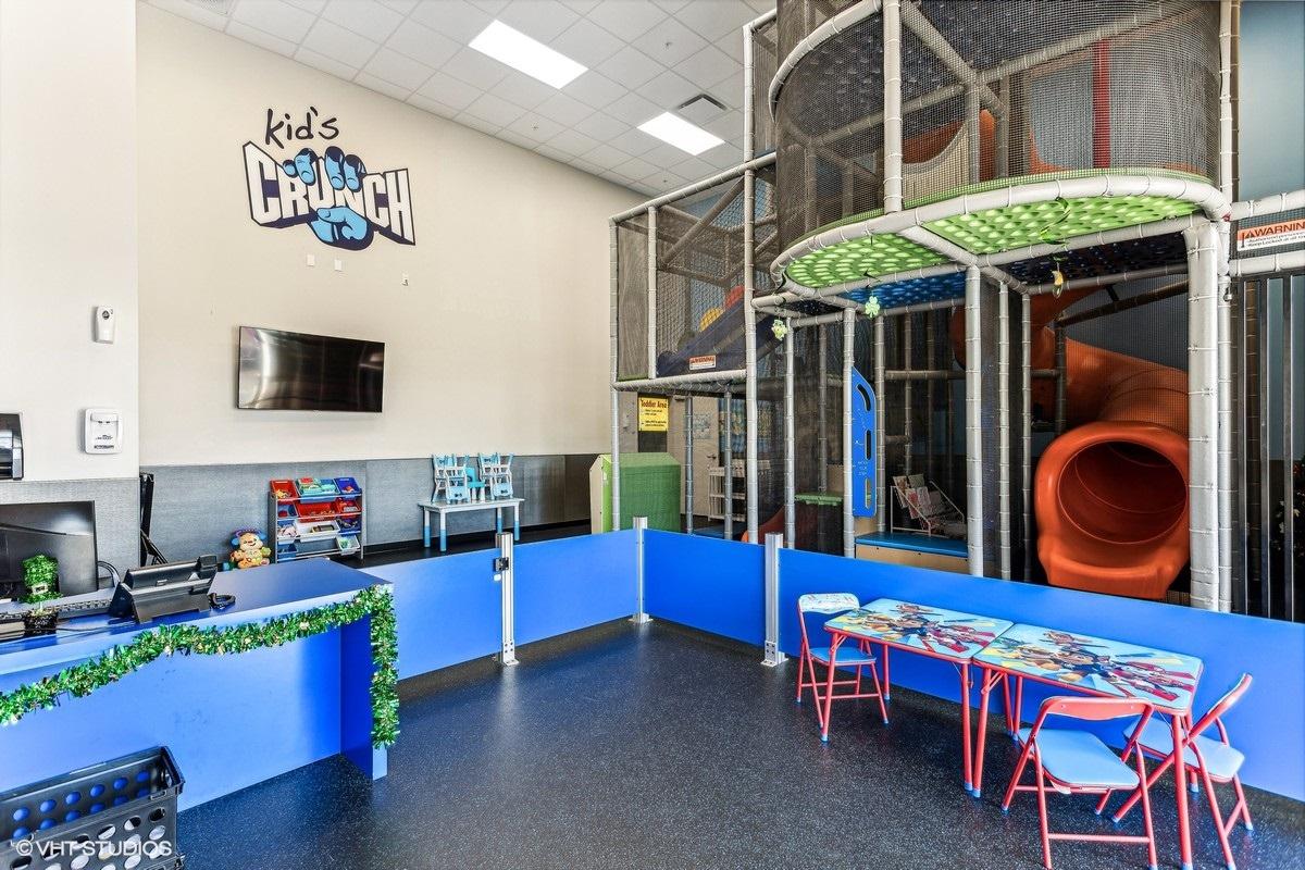 Crunch Fitness - Hixson Image