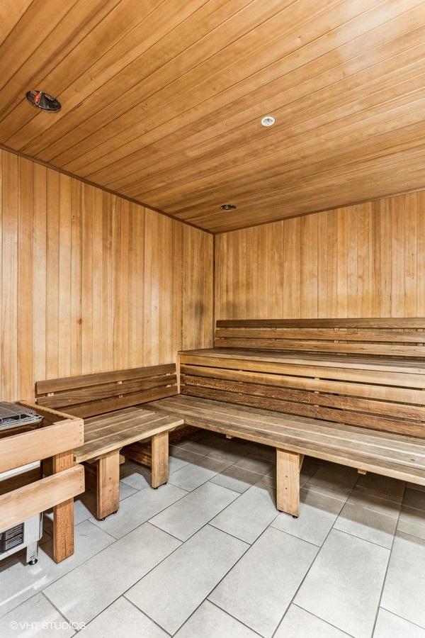 Crunch Fitness - Hixson Image