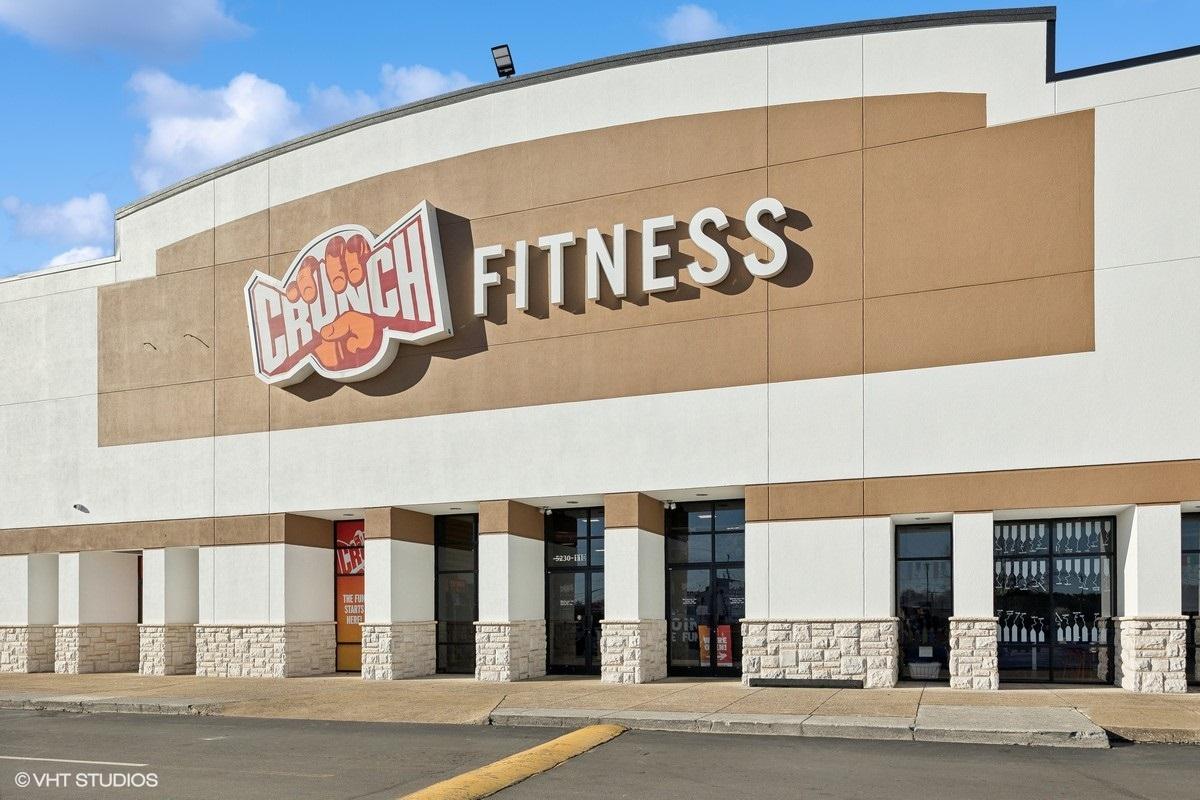 Crunch Fitness - Hixson Image