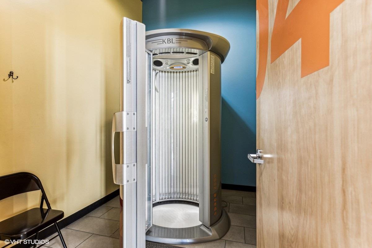 Crunch Fitness - Hixson Image