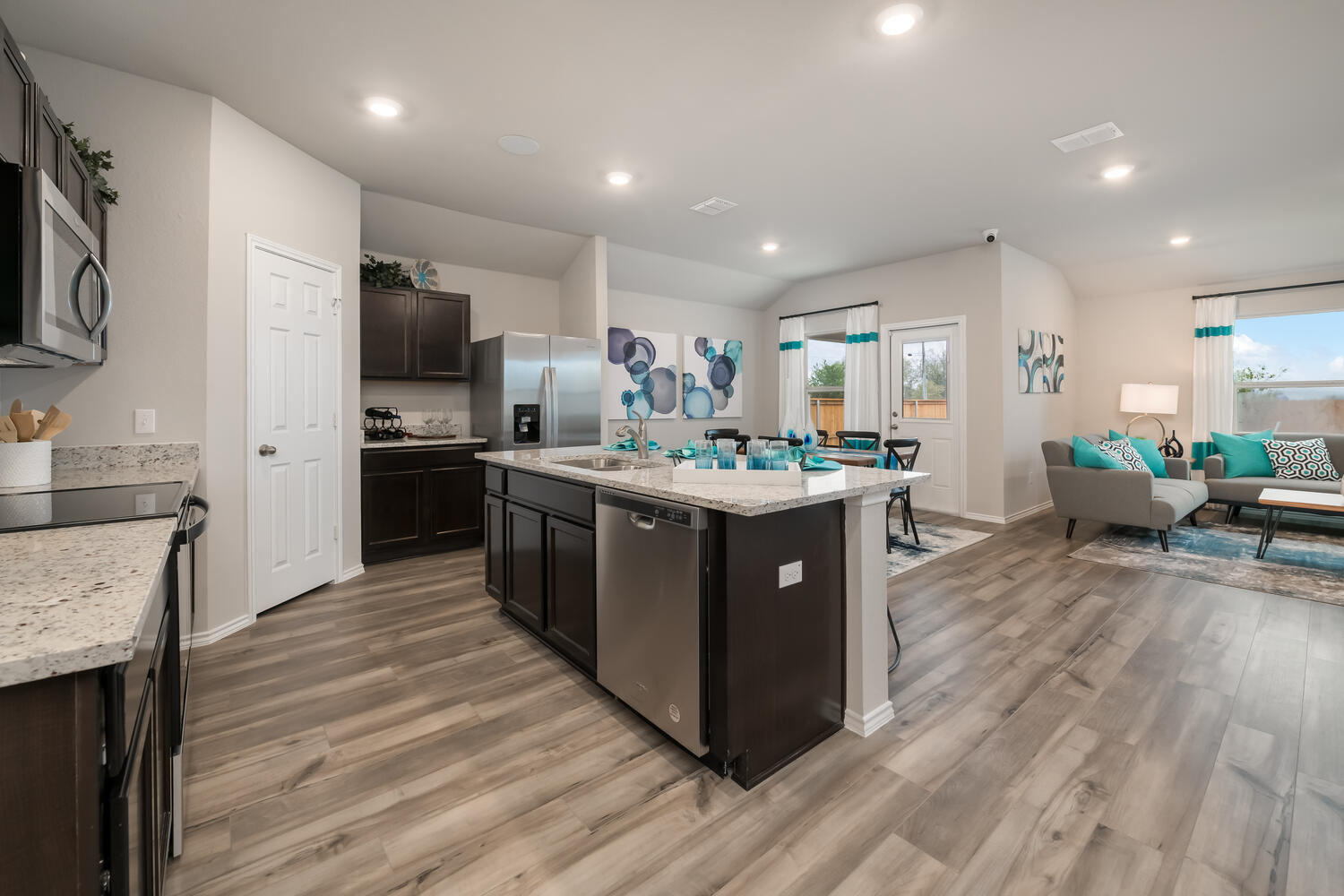 Rivers Crossing by Express Homes - China Spring, TX