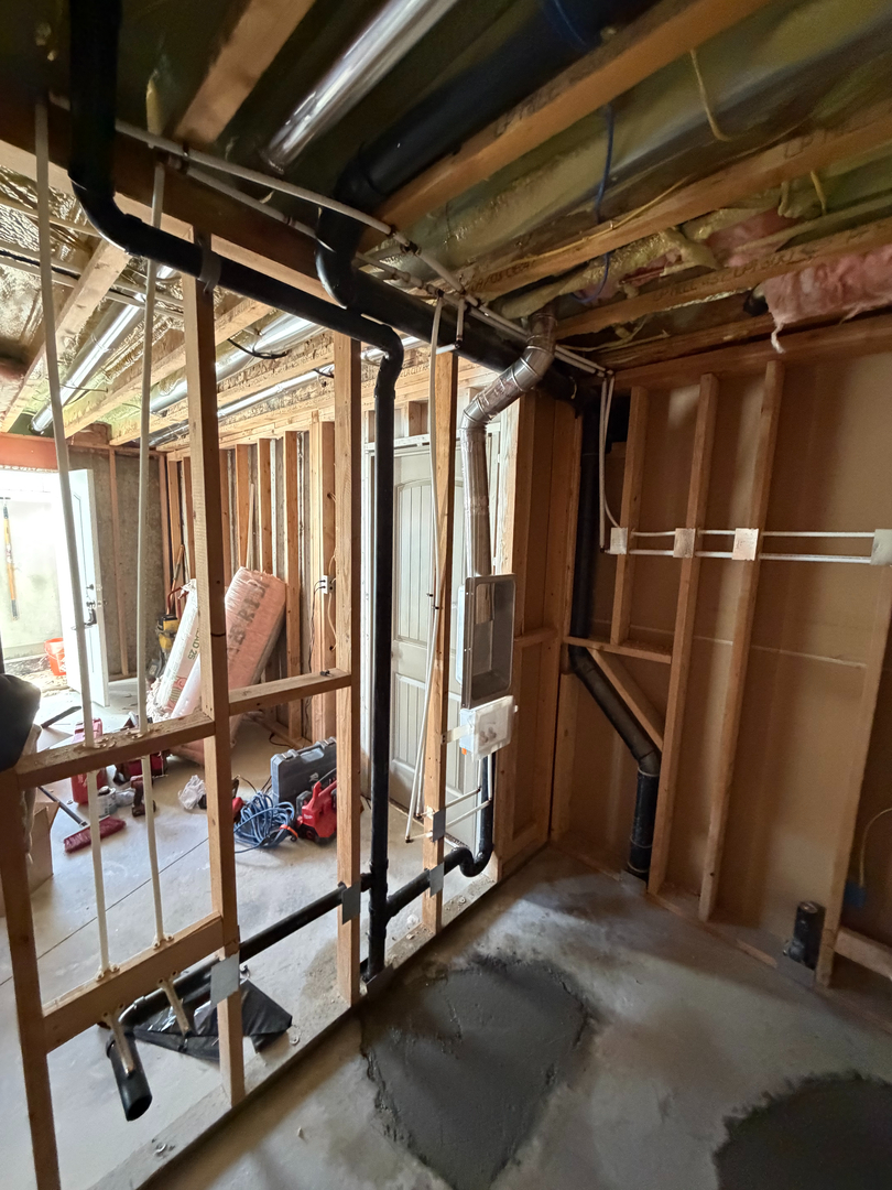 MJ Plumbing Pros Image