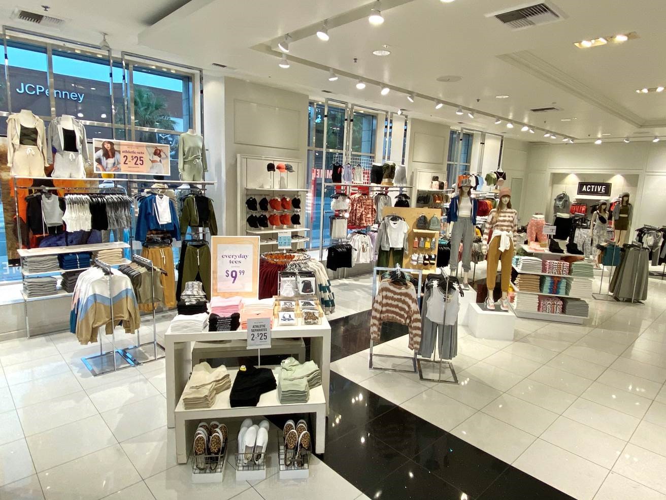 Forever 21 - Camarillo, CA