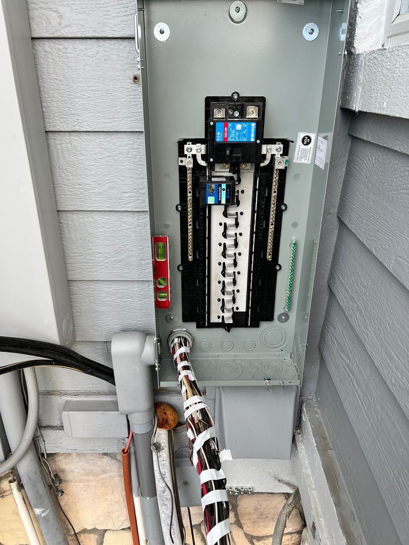 Stone Electric of Castle Rock Image