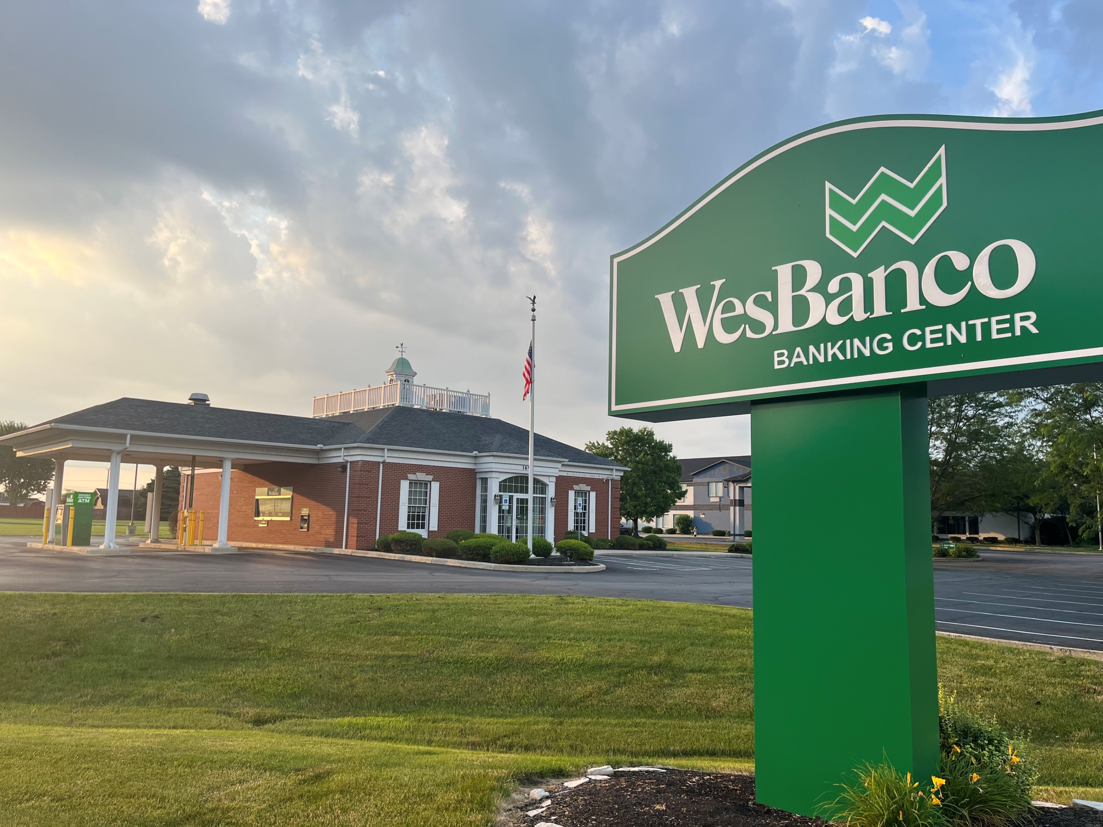 WesBanco Bank Logo