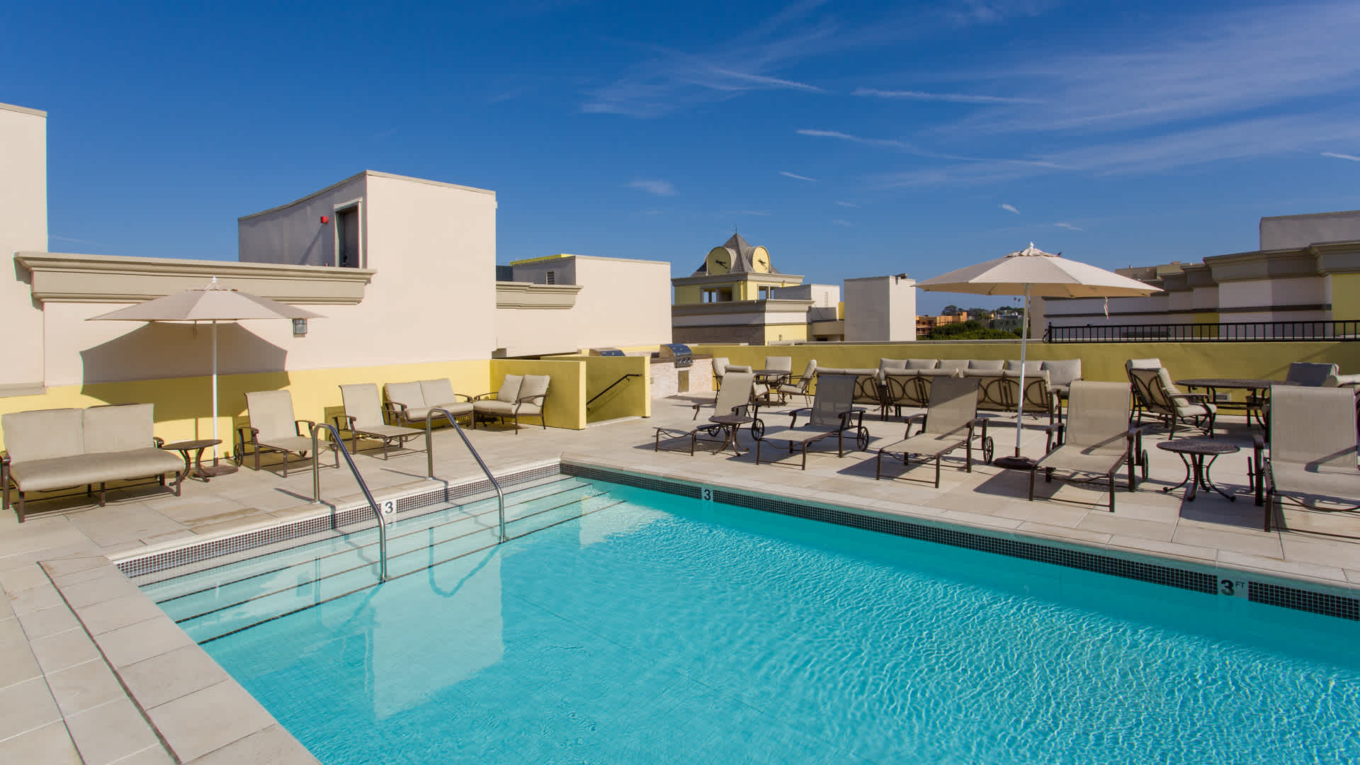 425 Broadway Apartments - Santa Monica, CA