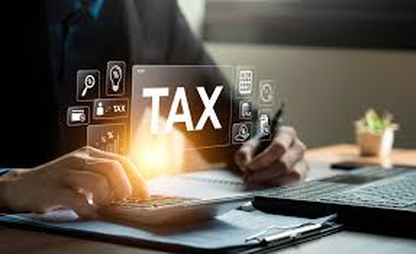Julio Hoyos & Company Tax and Accounting Image