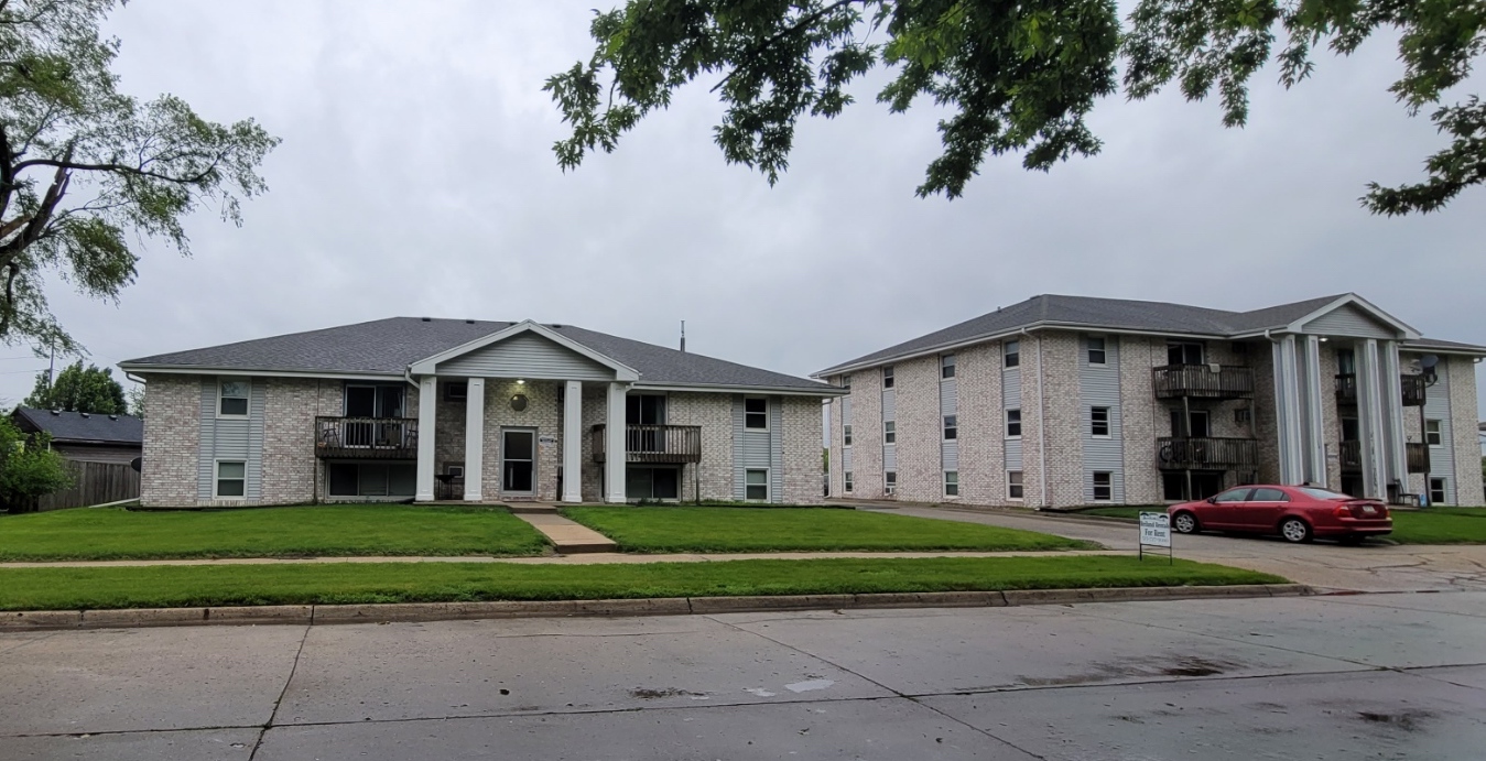 Sunset Square - Ankeny, IA