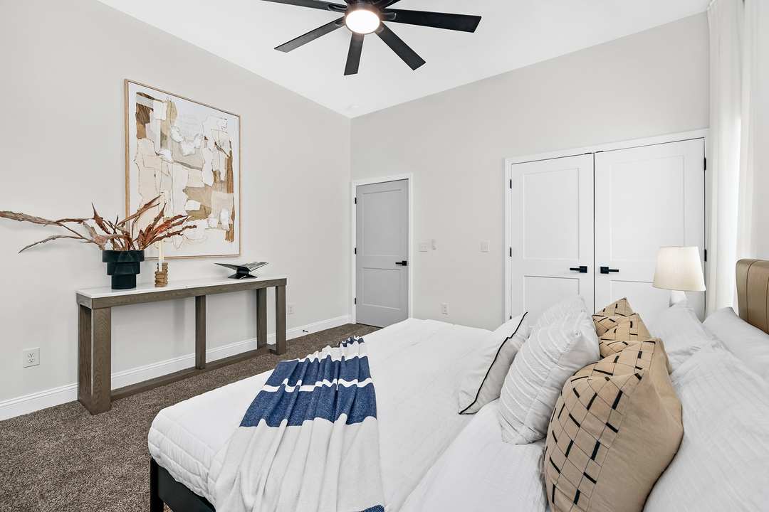 New View Realty Group Image