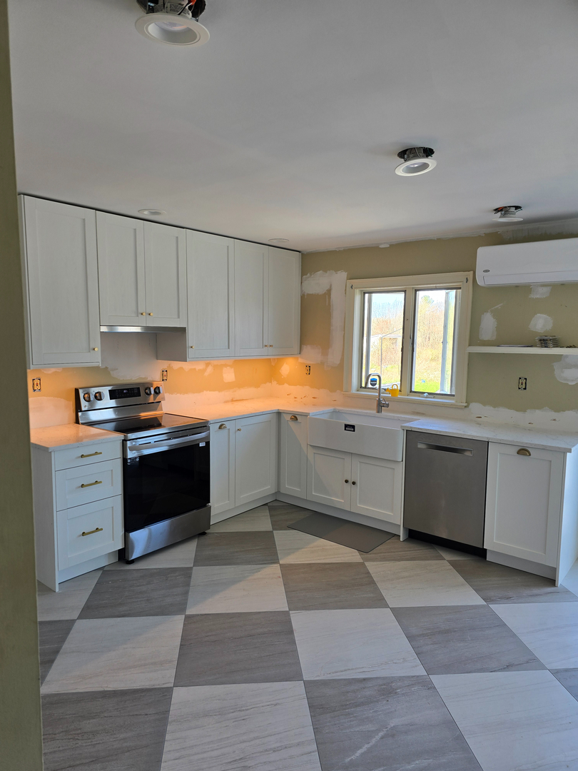 KLG Designs LLC Logo