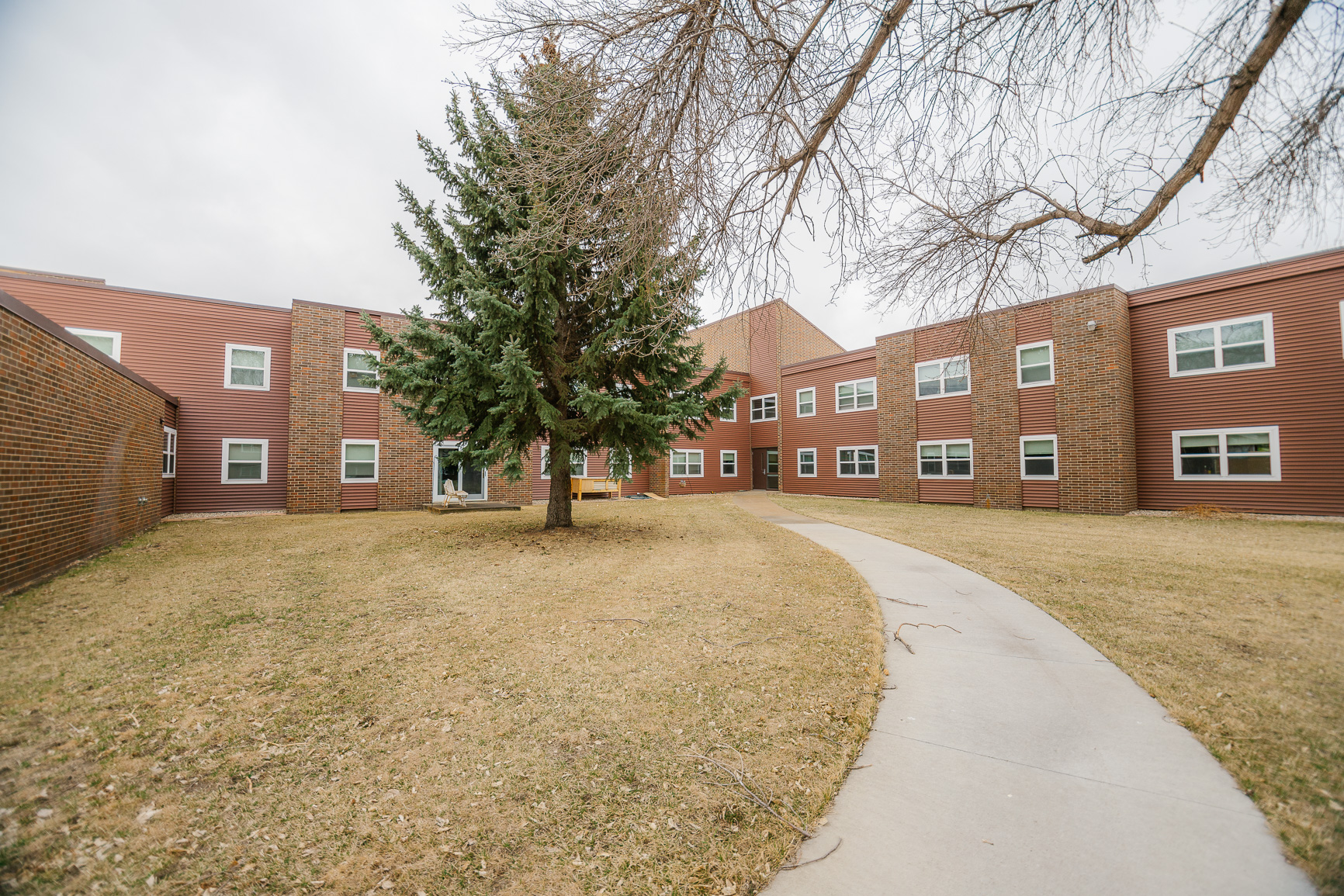 Meadowlawn Plaza Apartments - Mitchell, SD