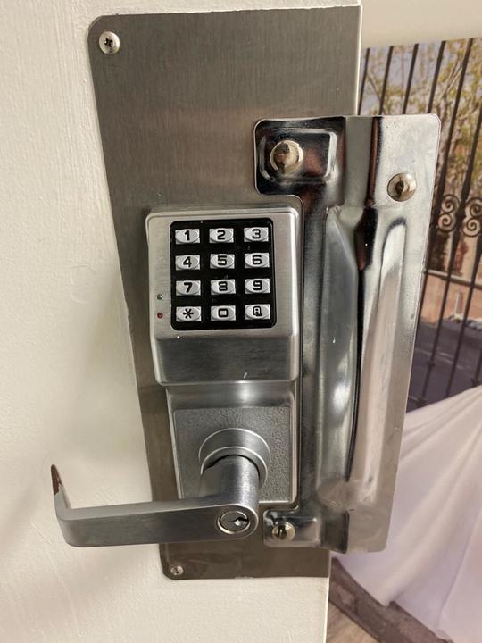 MacArthur Locks & Doors - Washington, DC