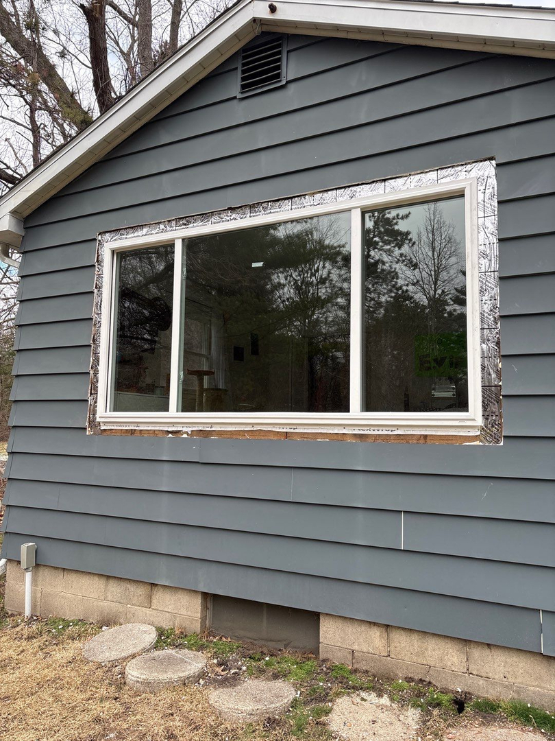 Acme Home Exteriors Image