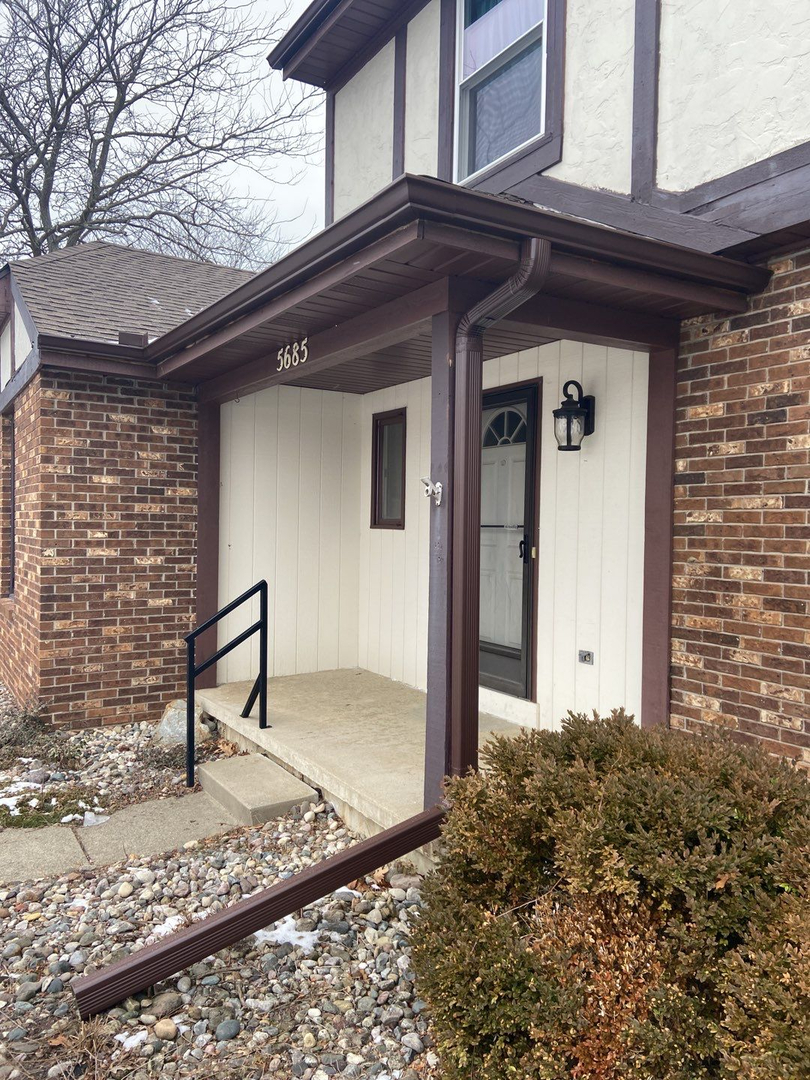 Acme Home Exteriors Image