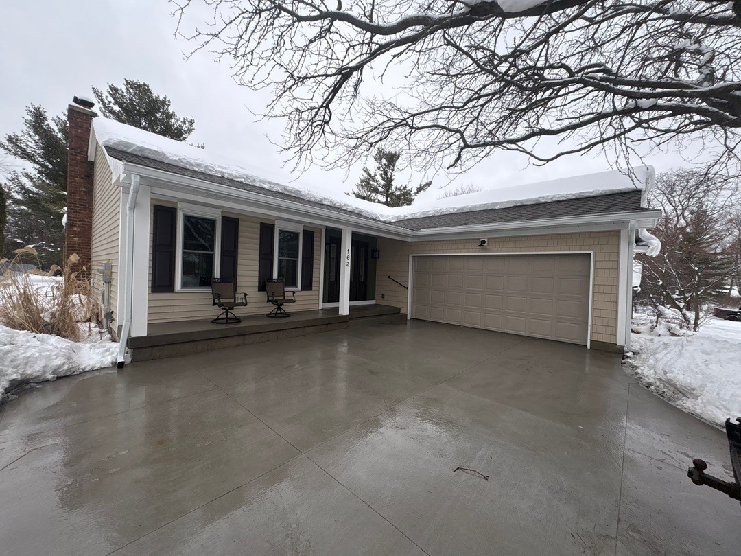 Acme Home Exteriors Image