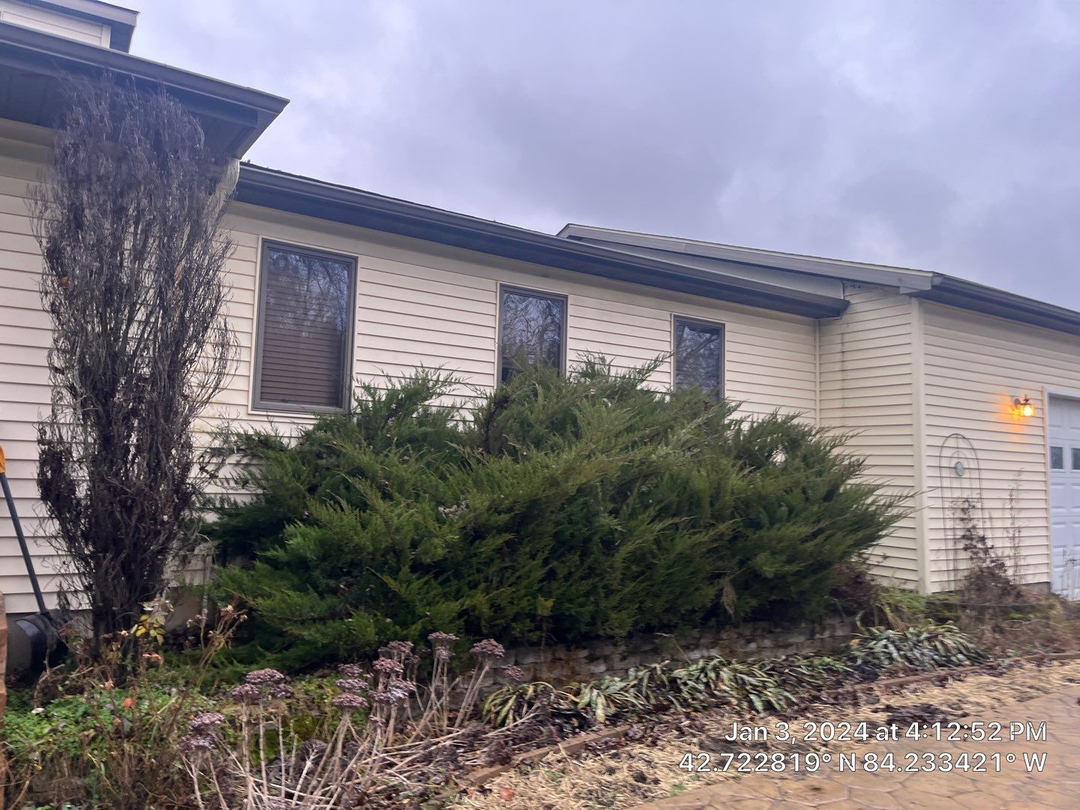 Acme Home Exteriors Image