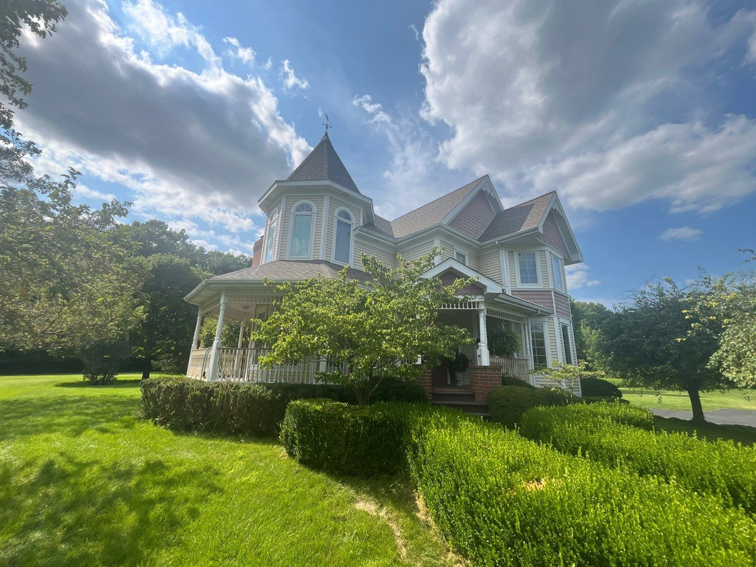Acme Home Exteriors Image