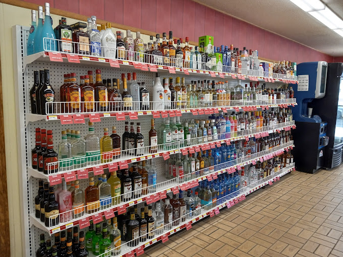 Big Apple Store - Cornish, ME