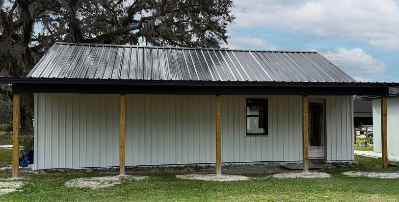 Red Wolf Roofing Image