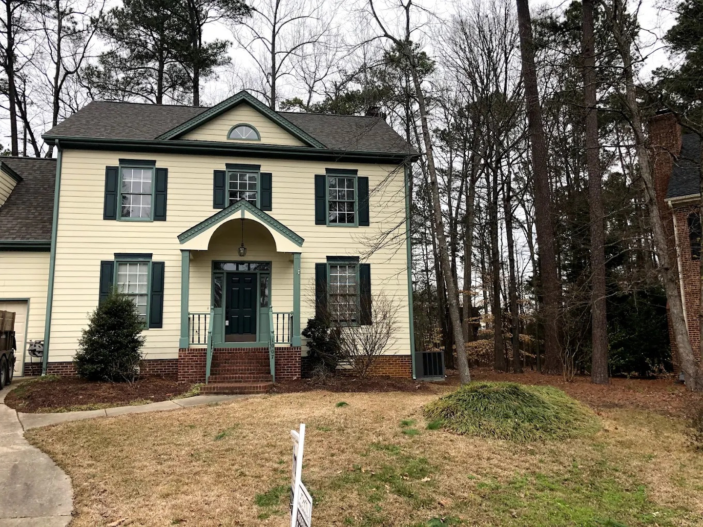 Langley Contracting Roof Specialists Image