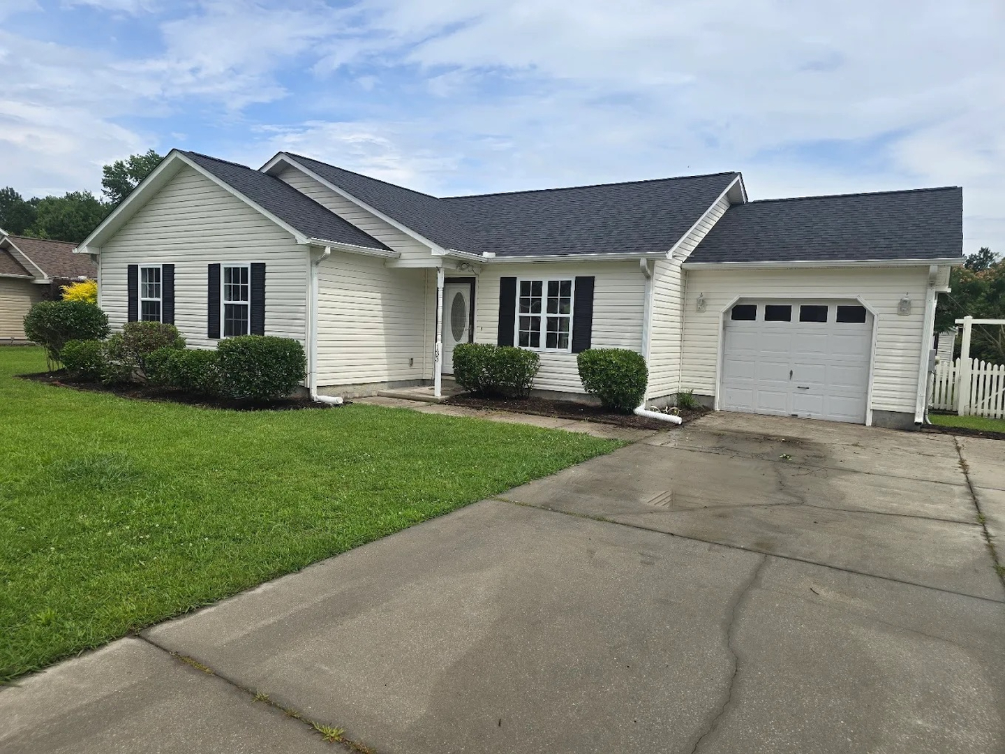 Langley Contracting Roof Specialists Image