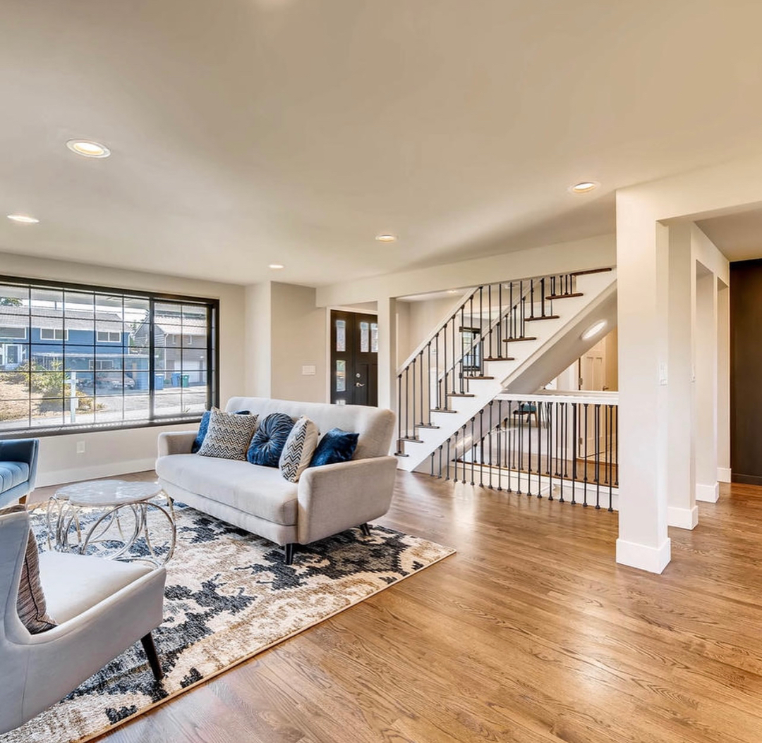 LUKS Construction Hardwood Flooring Image