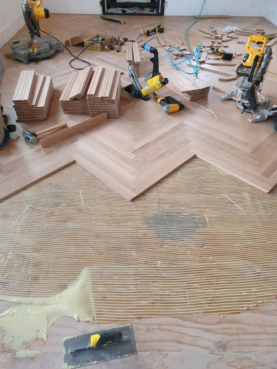 LUKS Construction Hardwood Flooring Image