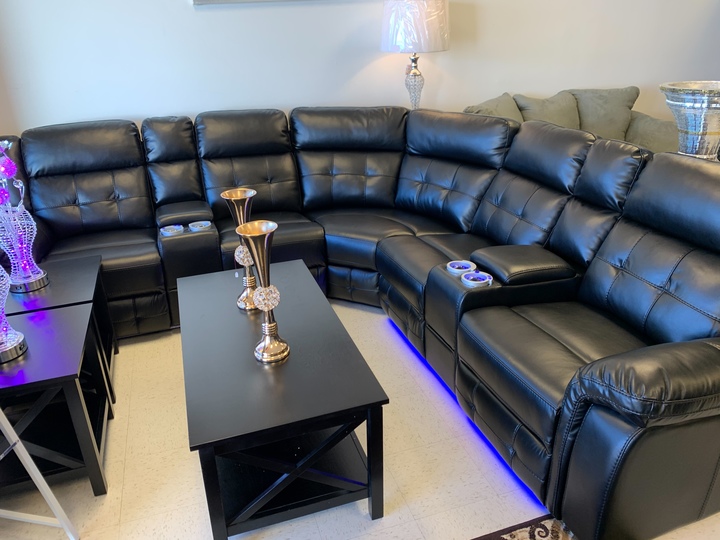 Solorzano's Mattresses &amp; Furniture Logo