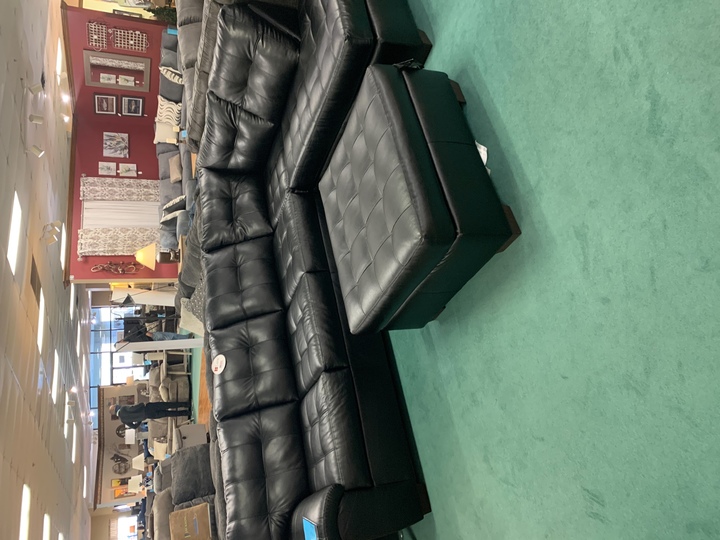 Solorzano's Mattresses & Furniture Image