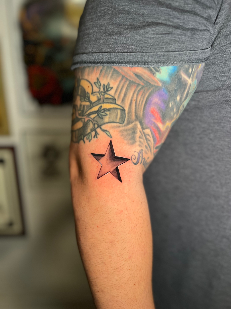 Toye Shop Ink. Image